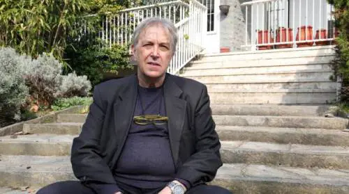 Fallisce per colpa dello Stato. La sua casa venduta all'asta a un cinese
