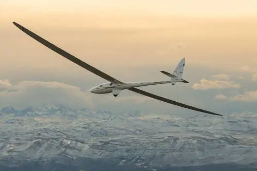 Airbus supera il record di altitudine per un aliante