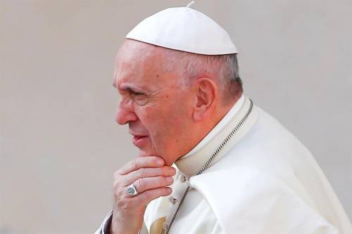 La popolarità del Papa "cala" ancora negli Usa: il sondaggio