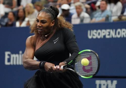 Serena Williams compie 37 anni e dà forfait per Pechino. Torna nel 2019
