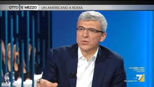 Ora al M5s piace l'uomo di Amazon (e pure renziano)