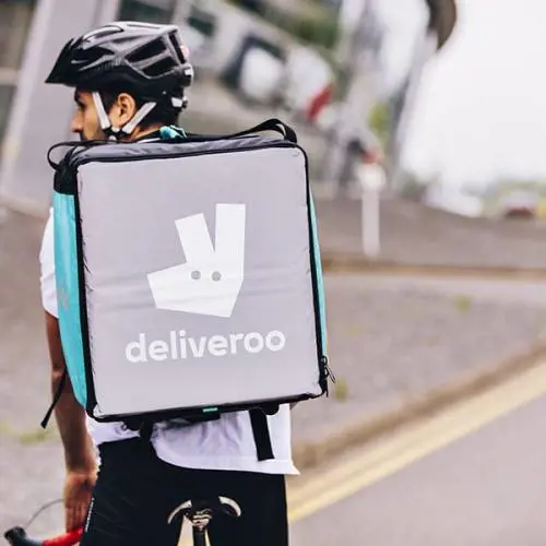 Deliveroo piace ai fattorini: il sondaggo che lo rivela