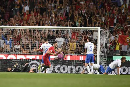 Gli orfani di Ronaldo puniscono l'Italia bis. E adesso si rischia la B