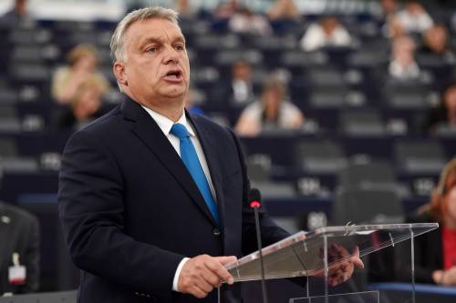 L'Europa condanna Orban: "Sì a sanzioni per l'Ungheria"