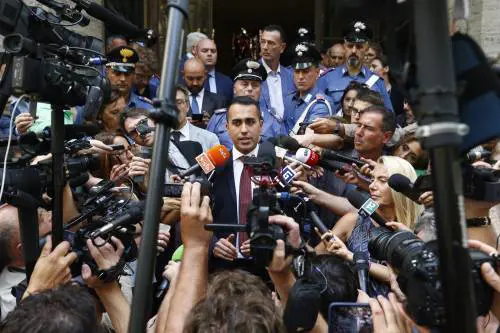 A Taranto la doppia verità dei grillini sull'Ilva