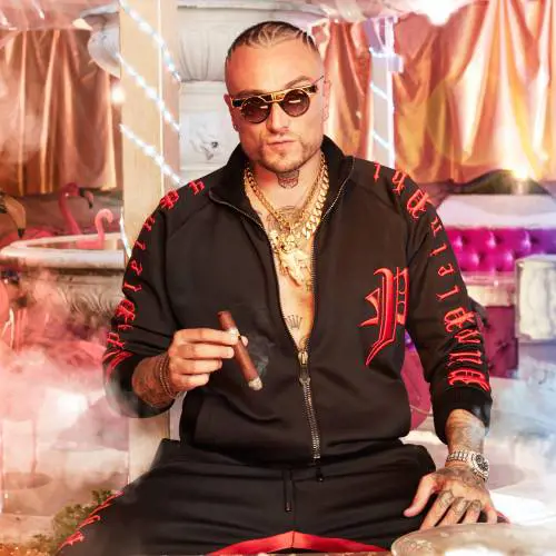 "L'arroganza è hip hop, quindi io provo a fare il Sinatra del rap"