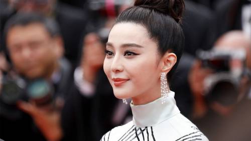 La star del cinema cinese accusata di evasione. Ma l'attrice è sparita