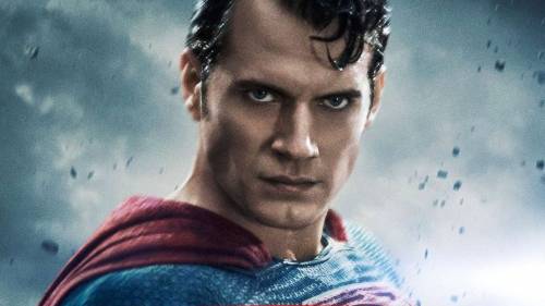 Superman: caos alla DC. Henry Cavill è fuori dal progetto? 