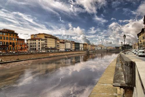 Cade nell'Arno, morto un 25enne figlio d'arte