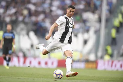 CR7 gregario è argenteria in un cucinino