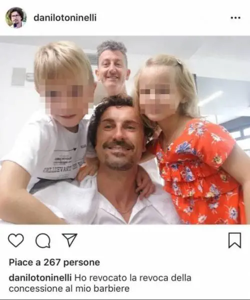 Ridere sui morti non è una gaffe. E Toninelli non può essere un ministro