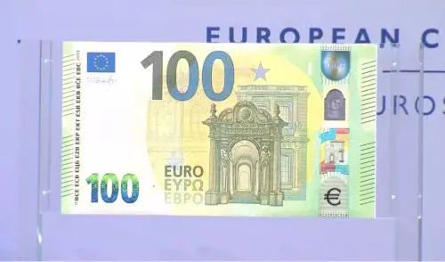 Banconote nuove da 100 e 200 euro