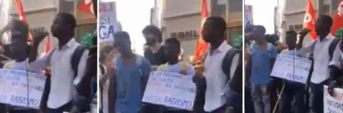 "Pronti alla guerra contro Salvini". E il ministro risponde ai migranti