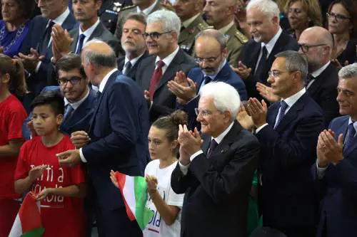 Inaugurazione anno scolastico, Mattarella: "Il genitore-bullo è distruttivo come lo studente-bullo"