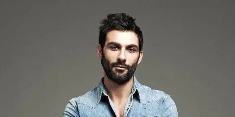 Francesco Arca e la foto hot che non è sfuggita a Laura Chiatti 