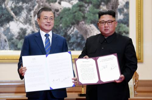 Corea, Kim chiude alcuni siti missilistici e annuncia viaggio a Seul