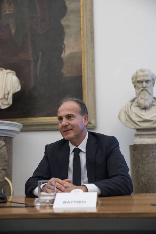 Fs non molla su Alitalia Battisti: "Noi ci siamo"