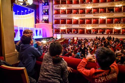 La Scala corteggia i giovani: "Opere e balletti a due euro"