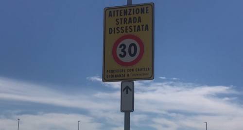 Buche a Roma, arrivano nuovi abbassamenti dei limiti di velocità