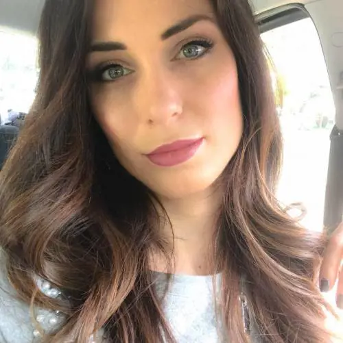Maestra sexy a Temptation Island Vip: "Così scredita tutti gli insegnanti"