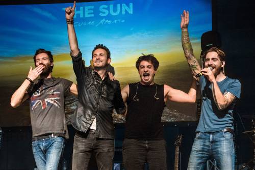 Dopo sesso, droga e punk sono diventati la "band di Dio"