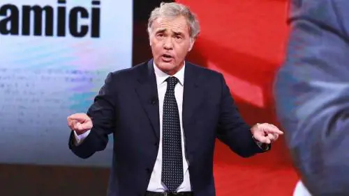 Le minacce e poi insulti a Giletti: "Ci sono connessioni strane..."