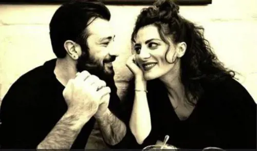 Negramaro, moglie del chitarrista "Un grazie per l'ondata d'amore"