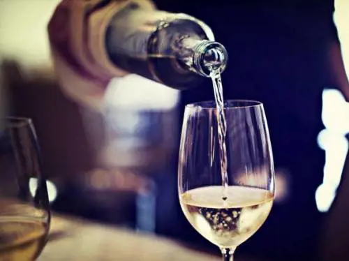 Oms: "Alcol responsabile di un decesso su 20 al mondo"