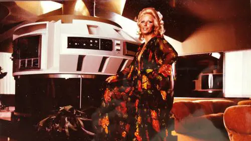 Sesso di carta e donna d'acciaio. Adelina, l'Hugh Hefner italiano