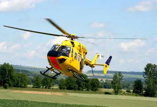 Asti, investe e uccide il figlio in retromarcia