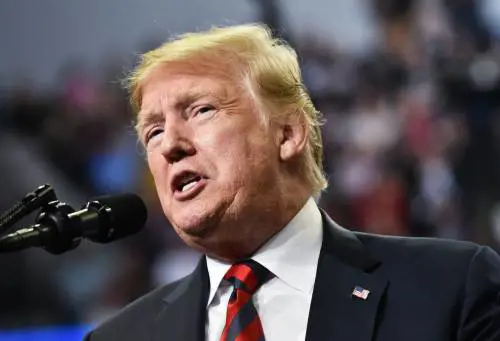 Trump ignora l'invito di Bloomberg: così snobba l'alta finanza