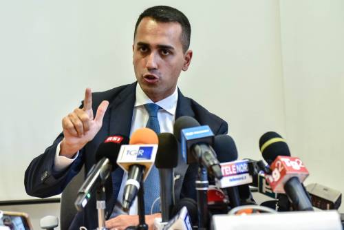 Spread, l'ultima di Di Maio: "È colpa delle opposizioni"