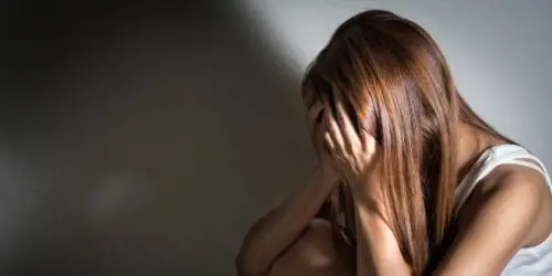 Tunisino stupra una 16enne: pena ridotta in appello