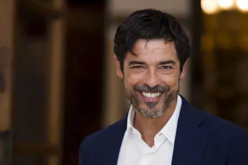 Alessandro Gassman contro gli automobilisti romani: "Manica di incivili"