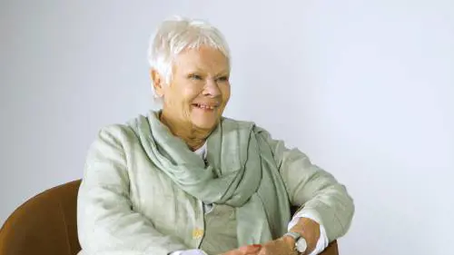 Judi Dench in difesa di Kevin Spacey: "Lui è una persona meravigliosa"