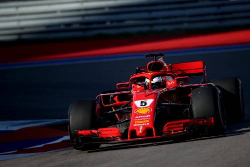 Ferrari, è quasi bandiera bianca. Però Vettel ci crede ancora