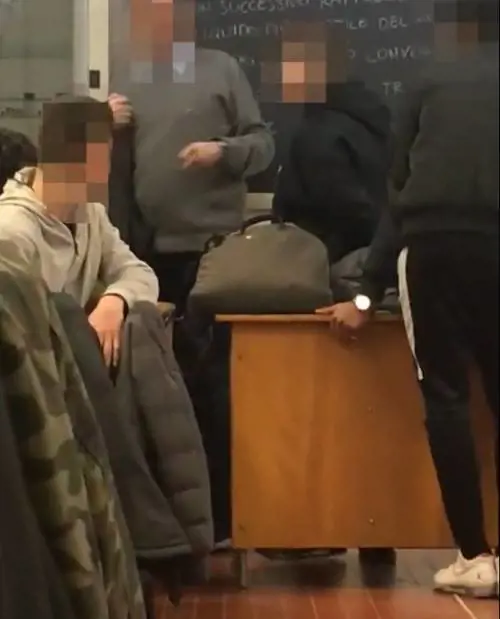 Vicenza, bullismo in classe: minacciato un professore