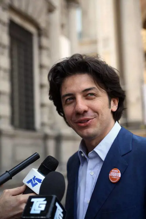 Dj Fabo, Consulta rinvia la questione alle Camere "C'è un vuoto legislativo"