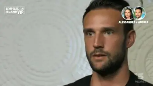 Temptation Island Vip, Alessandra si lascia "palpare" dal single Andrea