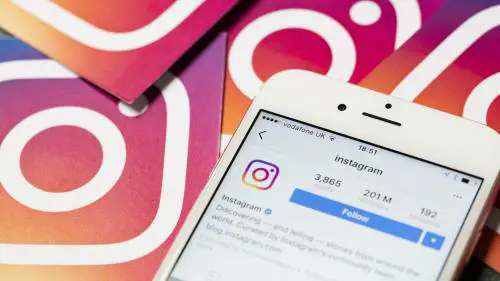 Instagram non funziona, poi si riprende