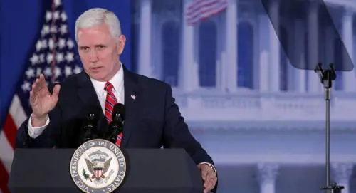 "Vice-dibattito" senza scossoni Riflettori sulla mosca di Pence
