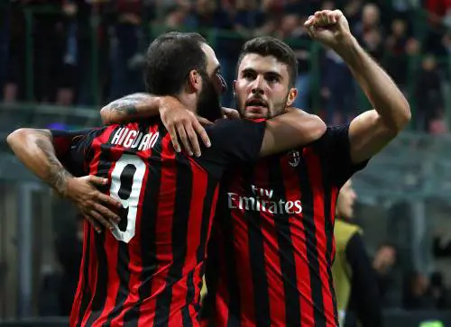 Cutrone sveglia il Milan. Il baby bomber e Higuain abbattono l'Olympiacos