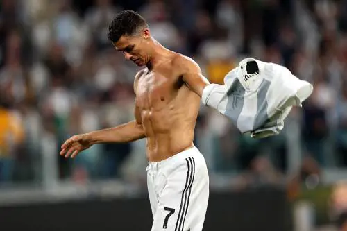 L'accusatrice di CR7 ringrazia #MeToo. E la Juve lo difende: «Vicenda vecchia...»