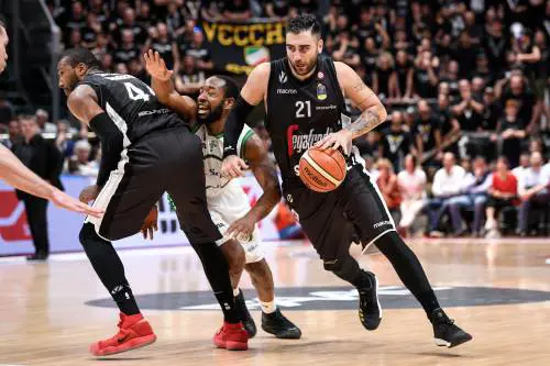 E il basket tricolore fa il pieno di stranieri per inseguire Milano
