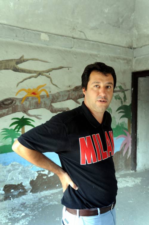L'amarcord del "compagno" Salvini: "Ero rivoluzionario, poi son guarito"