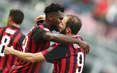 Il Milan batte 3-1 il Chievo: doppietta di Higuain e gol di Bonaventura