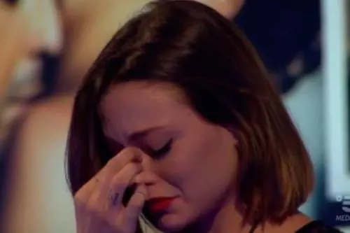 Gf Vip, Silvia Provvedi è incinta? La cantante ha un ritardo