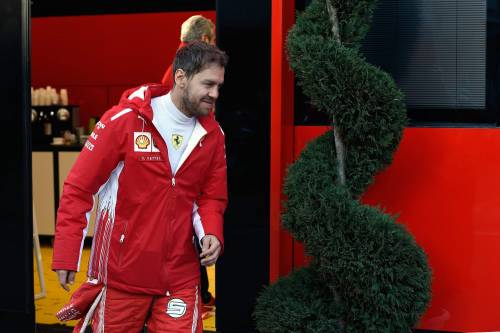 Vettel: "Sono parte del team e voglio rimanere a esserlo"