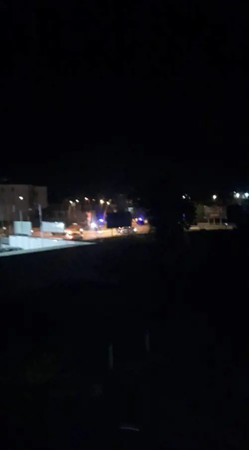 Brusciano, gambizzato mentre rientrava dal lavoro: i carabinieri sul posto