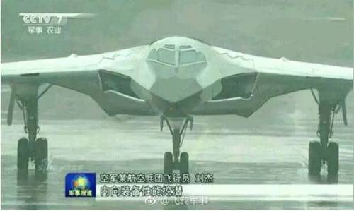 Cina, test di volo imminenti per il bombardiere strategico Hong-20